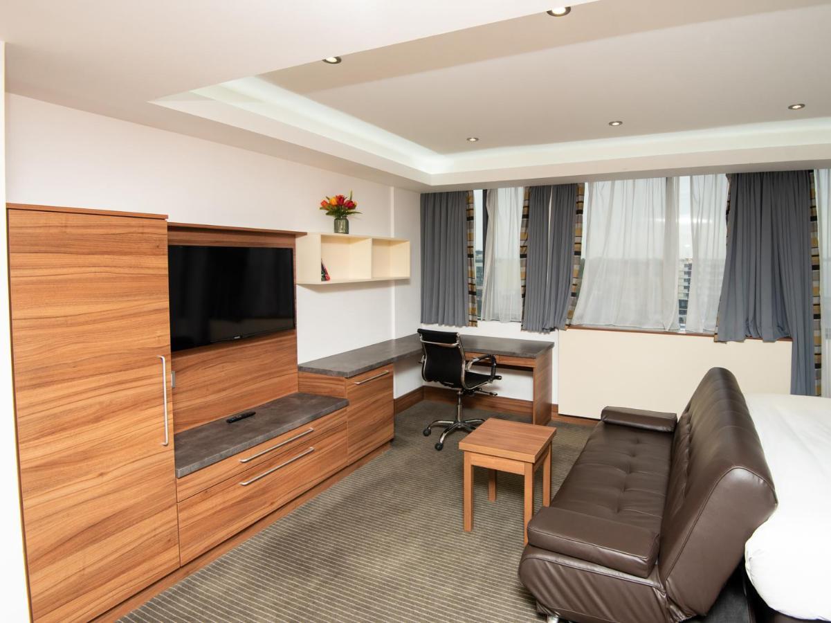 Livin' Serviced Apartments Watford  Exteriér fotografie