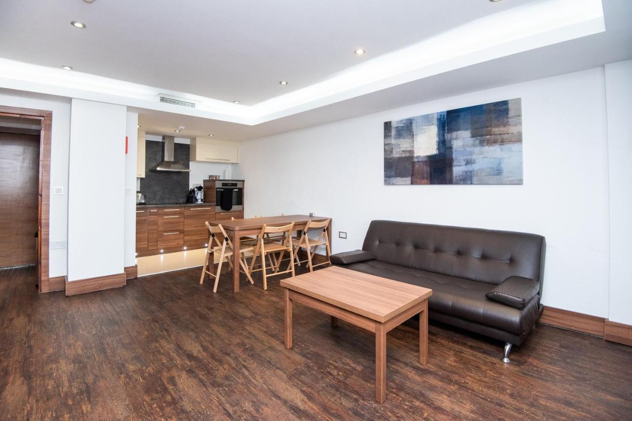 Livin' Serviced Apartments Watford  Exteriér fotografie